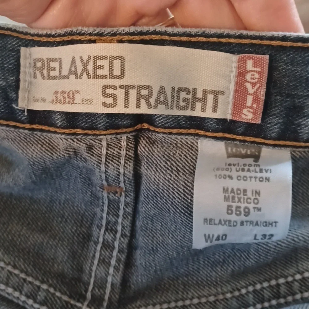 Levis jeans 559 mens size 40x32
